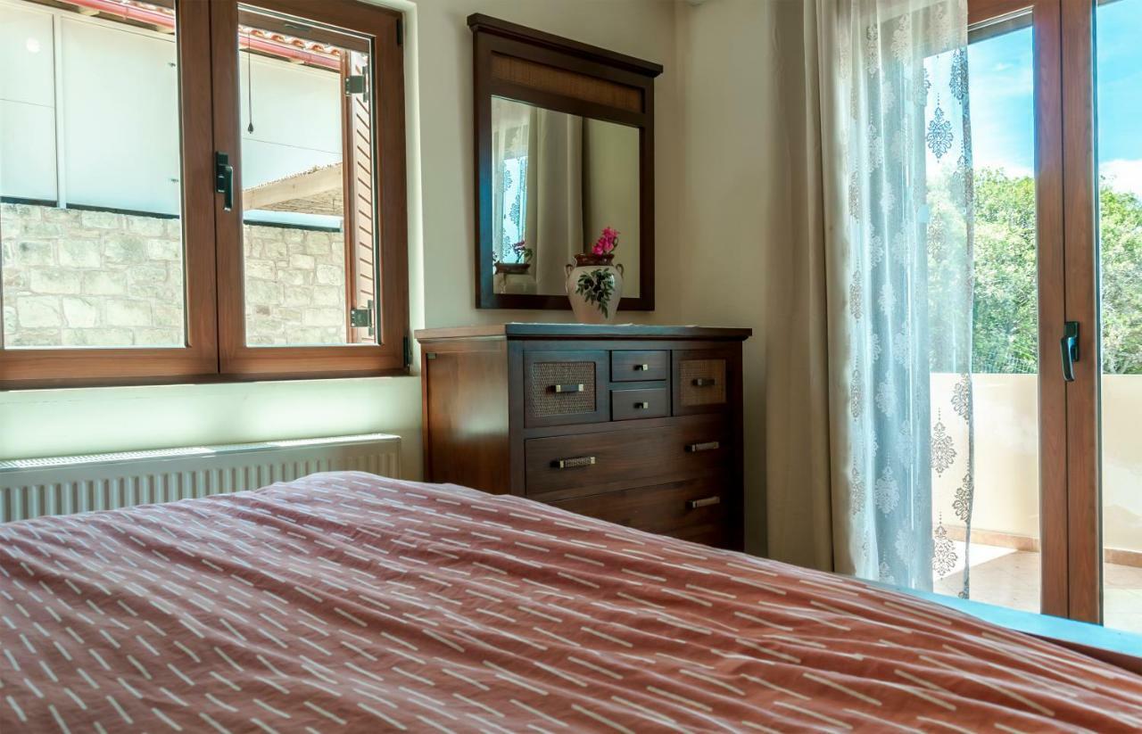 Bliss House Villa Плака Екстер'єр фото